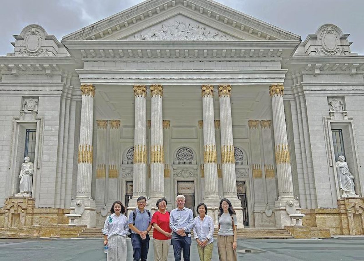 researchers at VinUniversity with Laurent El Ghaoui Dean of the College of Engineering and Computer Science, Vietnam